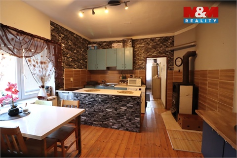 Prodej rodinného domu, 200 m² - 8