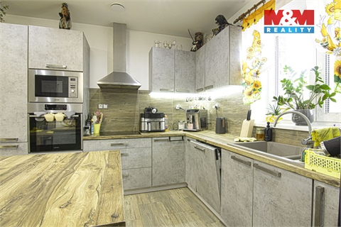 Prodej rodinného domu, 143 m² - 2