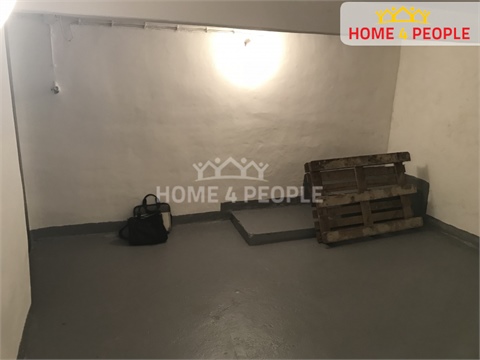 Pronájem skladu / haly, 20 m² - 2