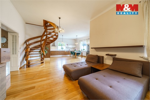 Pronájem rodinného domu, 244 m² - 28