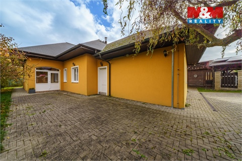 Pronájem rodinného domu, 244 m² - 6