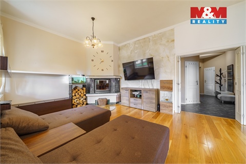 Pronájem rodinného domu, 244 m² 28