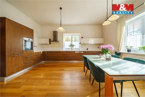 Pronájem rodinného domu, 244 m² - 26