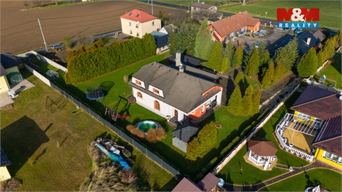 Prodej rodinného domu, 393 m² - 12