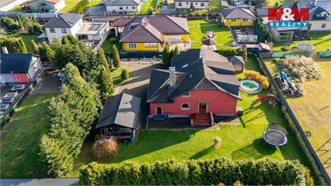 Prodej rodinného domu, 393 m² 18