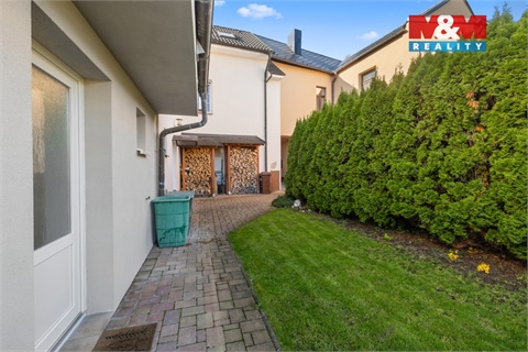 Prodej rodinného domu, 294 m² 24