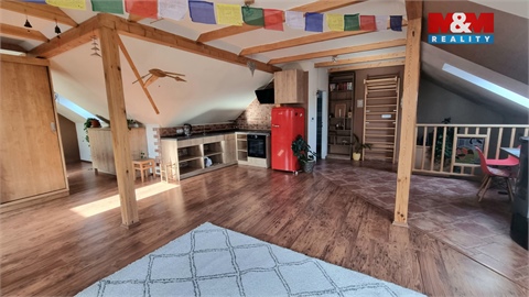 Prodej rodinného domu, 294 m² 12