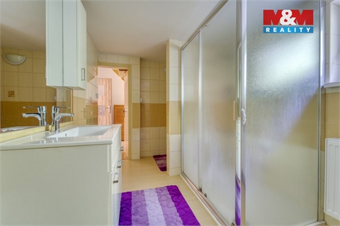 Prodej rodinného domu, 141 m² 2