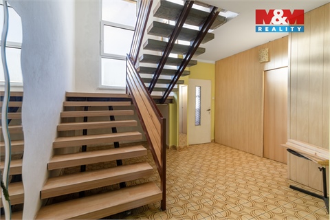 Prodej rodinného domu, 201 m² - 10