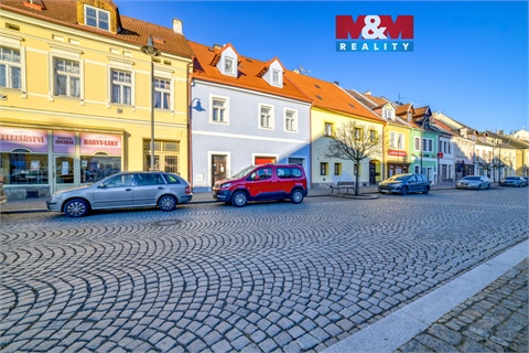 Pronájem obchodních prostor, 95 m² 0