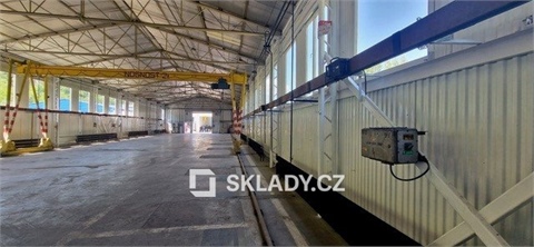 Pronájem skladu / haly, 700 m² - 0
