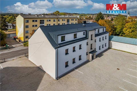 Prodej komerčního objektu, 289 m² 18