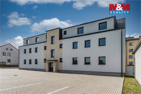 Prodej komerčního objektu, 289 m² 28