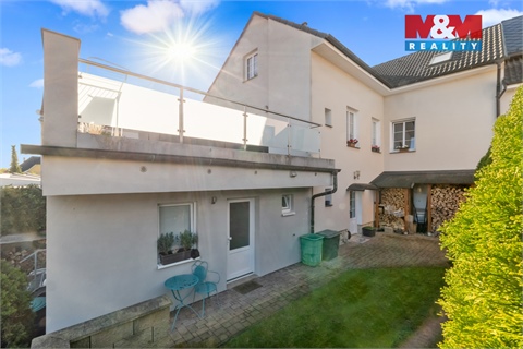 Prodej komerčního objektu, 294 m² 2