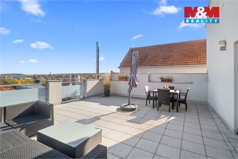 Prodej komerčního objektu, 294 m² - 2