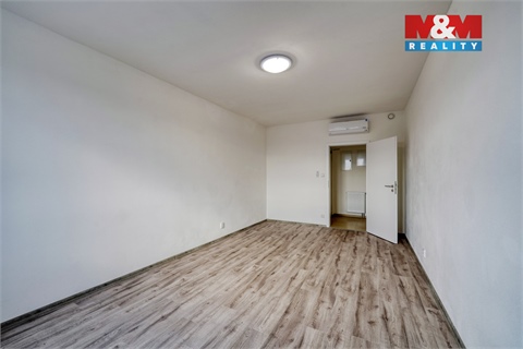 Pronájem bytu 2kk, 78 m² 10