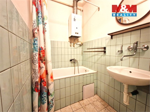 Pronájem bytu 2kk, 63 m² - 2