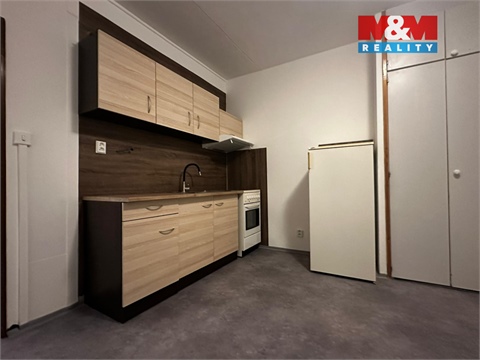 Pronájem bytu 1+1, 35 m² - 0