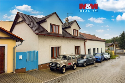 Pronájem rodinného domu, 128 m² 0