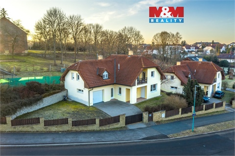 Pronájem rodinného domu, 150 m² 0