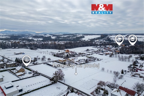 Prodej stavebního pozemku, 1 761 m² 0