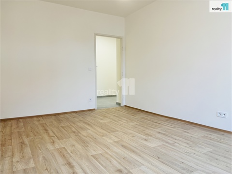 Pronájem bytu 3kk, 75 m² - 2