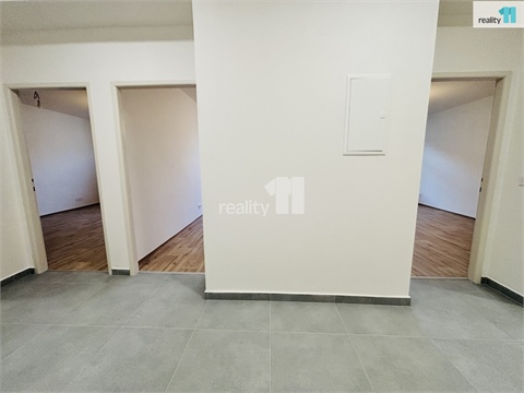 Pronájem bytu 3kk, 75 m² 4