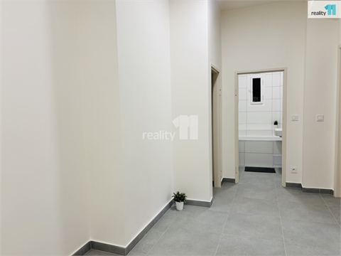 Pronájem bytu 3kk, 75 m² - 4