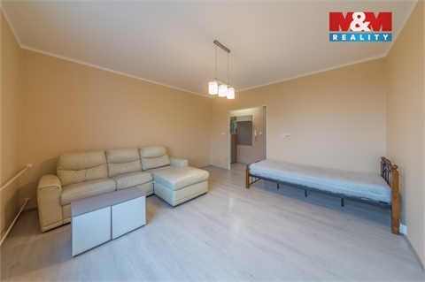 Pronájem bytu 1+1, 39 m² 2