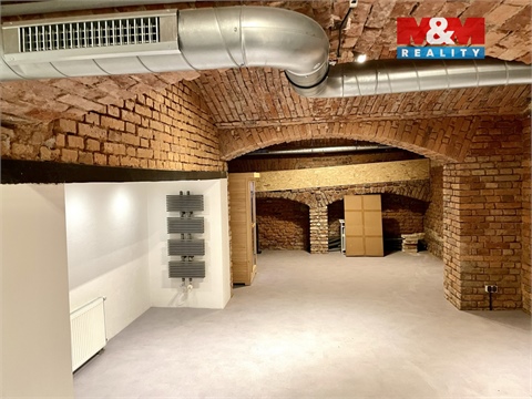 Pronájem obchodních prostor, 79 m² - 0