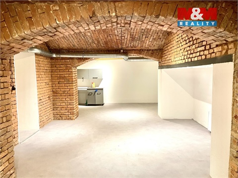 Pronájem obchodních prostor, 79 m² - 0