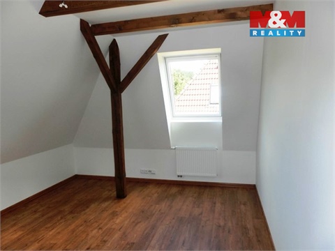 Pronájem bytu 4kk, 102 m² 4