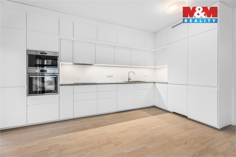 Pronájem bytu 4kk, 95 m² 22