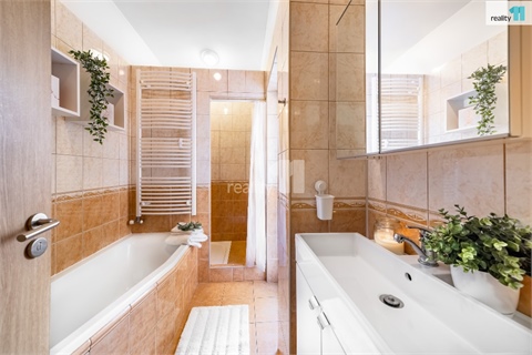 Prodej bytu 3kk, 77 m² - 8