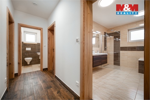Prodej stavebního pozemku, 2 404 m² 20