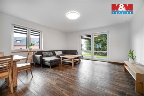 Prodej stavebního pozemku, 2 404 m² 4