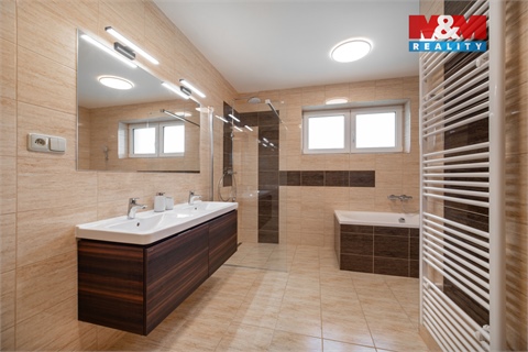Prodej stavebního pozemku, 2 404 m² - 16