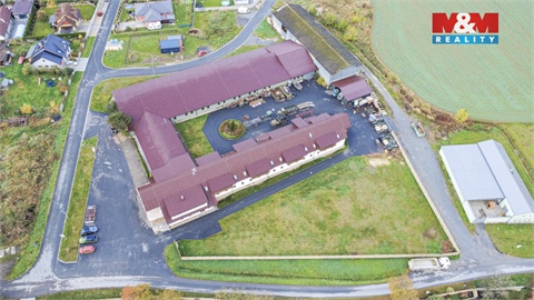 Prodej obchodních prostor, 1 860 m² - 0