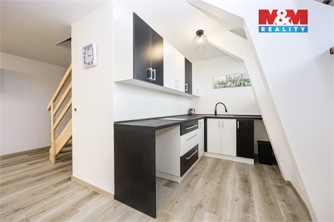 Prodej obchodních prostor, 1 860 m² - 28