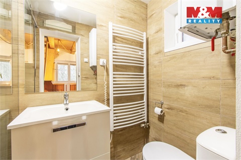 Prodej rodinného domu, 120 m² 24