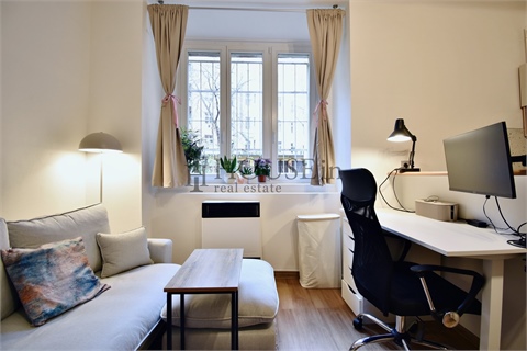 Pronájem bytu 1kk, 27 m² - 0