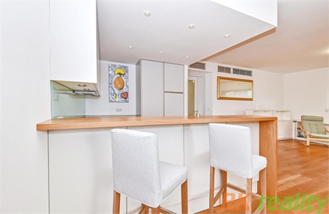 Pronájem bytu 4kk, 123 m² - 2