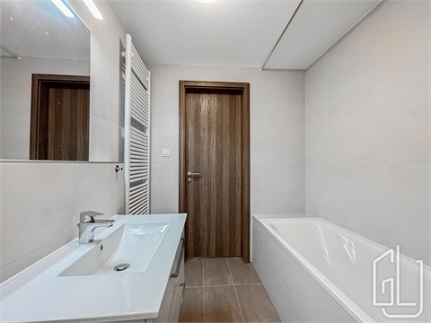 Prodej bytu 2kk, 121 m² 12