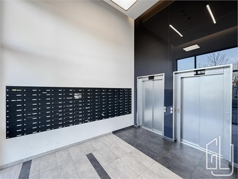 Pronájem bytu 2kk, 121 m² - 14