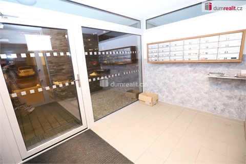 Pronájem bytu 2kk, 74 m² 8