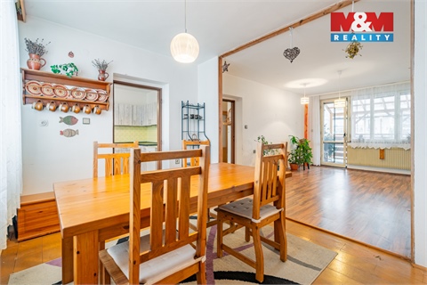 Prodej rodinného domu, 320 m² - 0