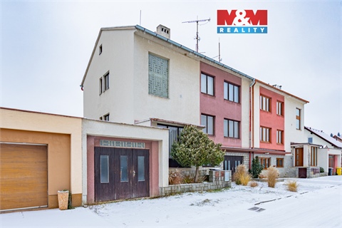 Prodej rodinného domu, 320 m² 0