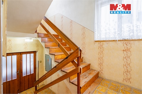 Prodej rodinného domu, 320 m² - 10