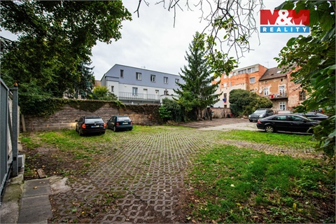 Pronájem parkovacího místa, 400 m² - 2