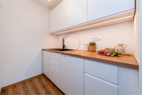 Prodej bytu 2kk, 43 m² - 2